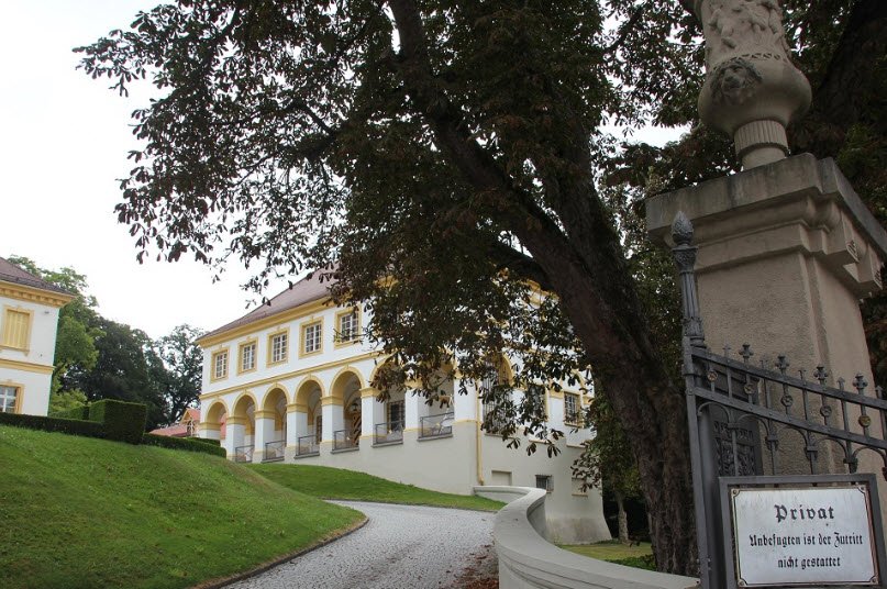Schloss Wain, Germany